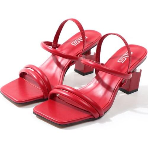 New Summer Fashion Flat Slippers Party Shoes Sandals Thin Belt Outdoor Square Heel Roma One Word Shoelace Square Toe Sexy hy179