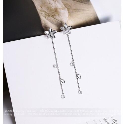 2021 Sale Temperament wild Earrings Female Crystal from Swarovskis 925 silver needle long sweet zircon five-leaf flower jewelry