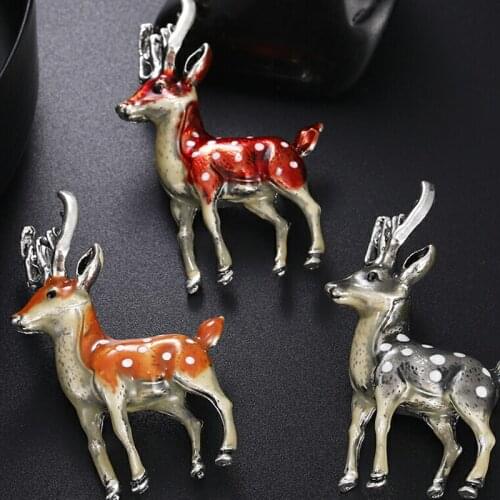 Cute Small Deer Enamel Animal Lapel Collar Brooch Pin Bouquet Party Jewelry Gift