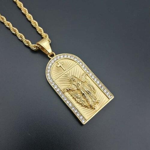 Titi Zheo Gold Pendants