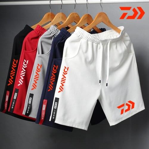 Daiwa Breathable Fishing Shorts for Men Multi-pocket Quick Dry Fishing Clothes Long Shorts Fishing Pants Elastic Waist Summer