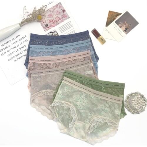 Ladies,Lace-trimmed mid-waist panties seamless sexy lace panties, cotton-trimmed inner crotch