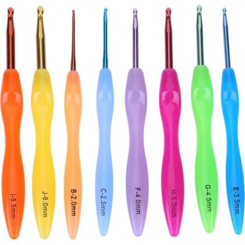 9Pcs/set Home DIY Brand Knitting Tools Carpet Crochet Hook with Tongue Hairpiece Crocheting Needles Women DIY Craft Tools 2-6mm