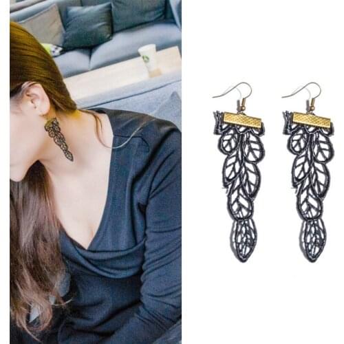 Fashion Jewelry Gothic Womens Statement Earrings Individualized Openwork Lace Pattern Earrings Vintage Leaf Long Earrings