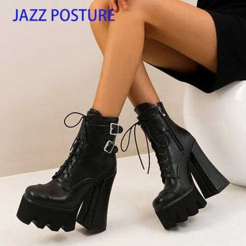 2021 New Womens Sexy Winter Black Boots Platfrom Boot Women Fashion Shoes Thick High Heel Boots fashion Large size Boots w268