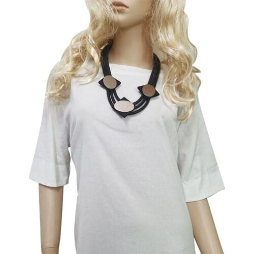 YD&YDBZ Multi Layer Gold Square Leather Choker Necklace Women Luxurious Punk Style Rubber Jewelry Trinket Clothes Decoration