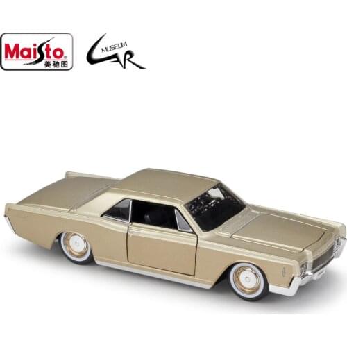 Maisto 1:26 1966 Lincoln Continental Model Car Simulation Alloy Racing Metal Toy Car Children Toy Gift Collection