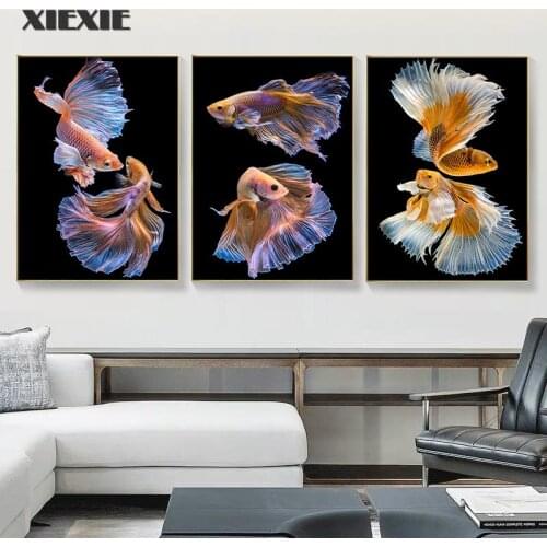 Nordic Modern Pictures Wall Art Print Poster Goldfish Animal Canvas Painting for Kids Room Color Tropical Fish Poster Home Decor