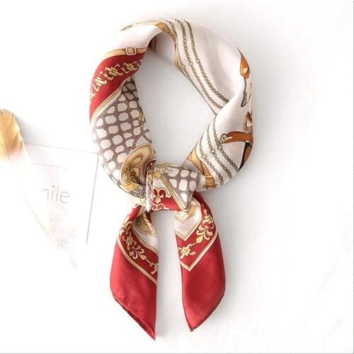 KOI LEAPING summer decorative small square scarf female sunscreen silk scarf fashion printing carriage chain ladies square scarf