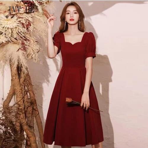 IVY HE 2021 Womens Dress New Wine Red Short Sleeves Show Thin Velvet Wedding Engagement Party High Waist Bubble Sleeve Dresses