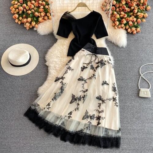 Butterfly Embroidery Gauze Skirt Two Piece Set Women Summer New Elegant Black Crop Tops Shirt Sets Long Skirts Conjuntos De Muje