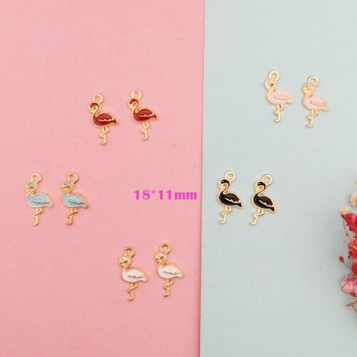 20Pcs/Pack Enamel Mini Flamingo Charms 5 Colors Small Bird Animal Pendants Alloy Gold Tone Jewelry Making Accessory
