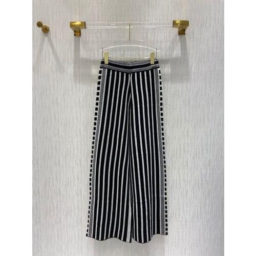 The new womens irregular striped knitted wide leg pants in autumn and winter are thick and layered