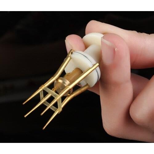 1PCS Fishing Lures Professional Earthworm Clip Fishing Tackle Accessory Portable Fishing Baits Lightweight Clip