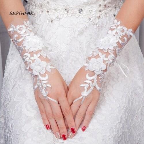 Bridal Gloves White Lace Bridal Gloves Dew Finger Dress Accessories Decorations Wedding ST014