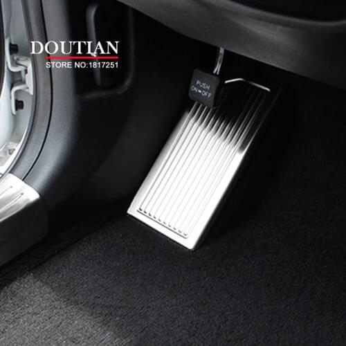 High Quality Stainless steel foot inner Brake Rest lamp frame trim Break Pedal moulding For Kia Sportage QL 2018 Car Accessories