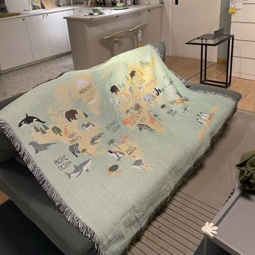 Green Animal Map Universal Wall Tapestry Thread Blanket Sofa Casual Nap Cover Blanket Dust-proof Table Cloth Bedding Bedspread