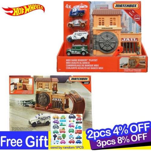 Original Hot Wheels Car Toy Guard Bank Protection Toys for Boy Sport Car Model City Scene Toys for Kids Juguetes Hotwheels Track