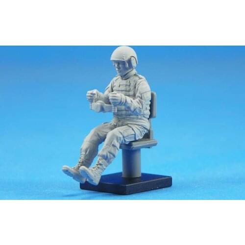 1/35 Resin Figure Model Kits US AFV Driver #1 Unassembled unpainted