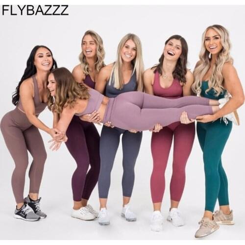 Womens Seamless Yoga Set Fitness Sportswear Jogging Suit For Women Gym Clothes 2Pcs Breathable Running Sports Bra+Leggings Sets