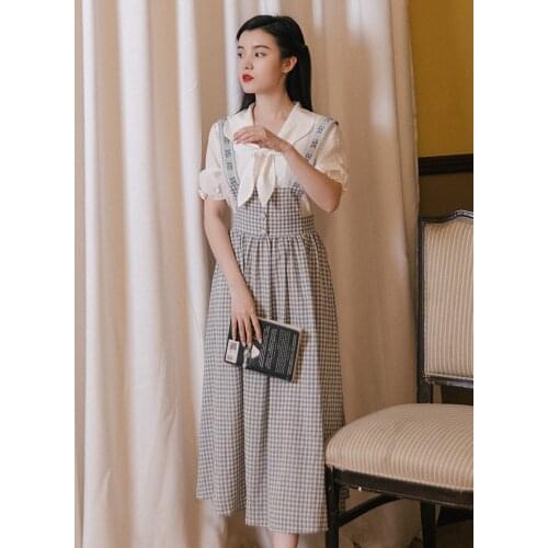 2021 Autumn New Womens Retro Literary Girl Style Bow Tie Doll Collar Plaid Sling Suit Dress Long Dress Two-Piece College Style