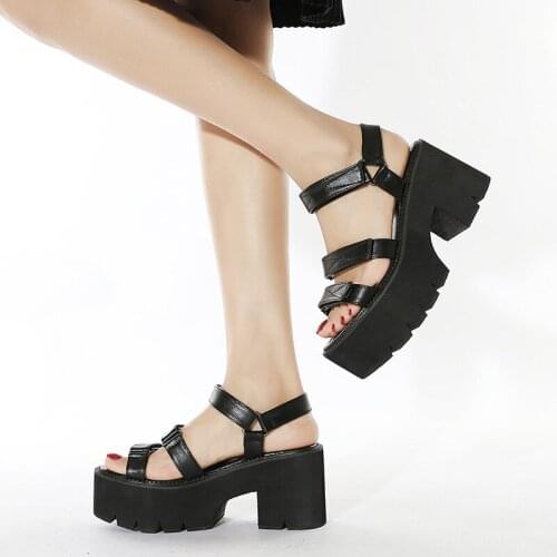 Big Size 35-42 Brand New Ladies High Platform Sandals Fashion High Heels Gladiator Sandals Women 2021 Beach Wedges Shoes Women