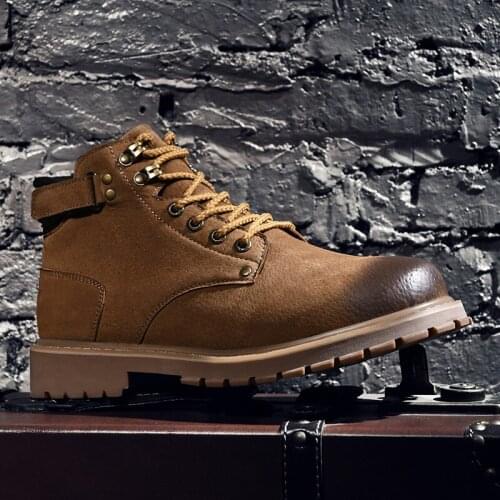 2021 New Mens High-quality Casual Short Boots Fashion Trend Rubber Sole Boots Outdoor Non-slip Short Boots Ankle Boots 38-46