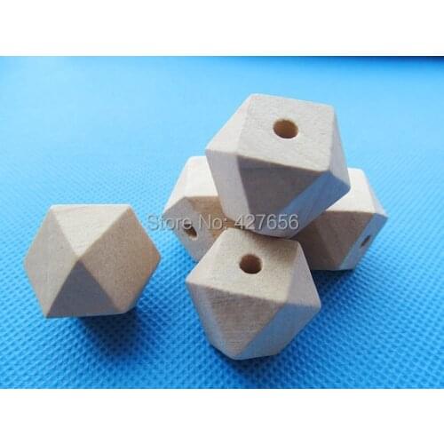 200pcs 20mm Unfinished Faceted Natural Wood Spacer Beads Charm Finding,14 Hedron Geometricf Figure Wooden Beads,DIY Accessory