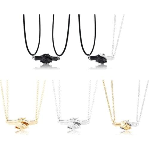 2Pcs Hold Hands Magnetic Couple Necklace Lovers Hand in Hand Pendant Necklace for Women Men Fashion Jewelry 5 Colors