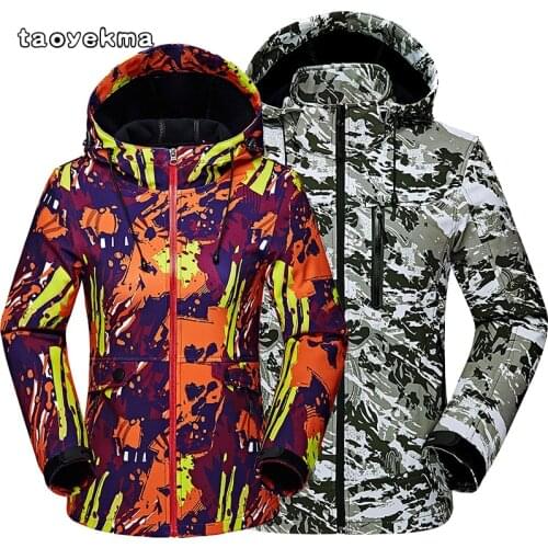 2018 New Spring Autumn Soft Shell Military Camouflage Jackets Women Waterproof Windproof Tourism Thermal Polar Outwear Hood Coat