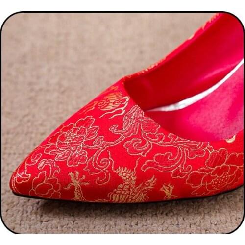 Size 34-40 Chinese Women Wedding Shoes National Style High-heeled Pumps Shallow Mouth Wedding Shoes Cheongsam Red Bridal Shoes