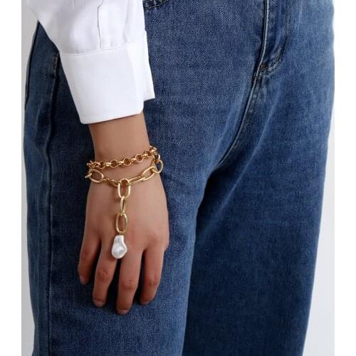 2pcs/ Set Trendy Imitation Pearl Pendant Bracelets for Women Punk Geometric Chain Bracelet Bangle Wrist Chain Couple Jewelry