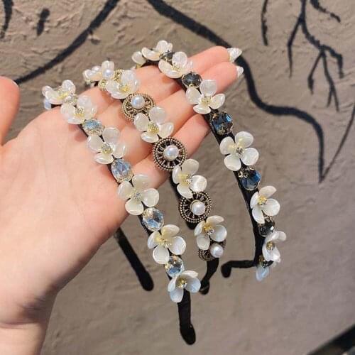 Retro Elegant Pearls Hairbands Flowers Headband Crystal Rhinestones Luxury Hair Hoops Fashion Temperament Women Hair Accessories