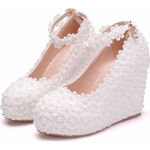 Spring and autumn wedding shoes round head waterproof platform with womens shoes foreign trade large size one word buckle