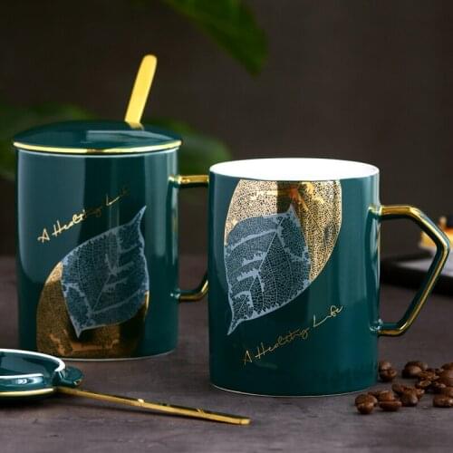 Nordic Luxury Coffee Mug Creative Ceramic Spoon with Lid High Quality Gold Handmade Espresso Mug Caneca Drinkware Kitchen DB60MK