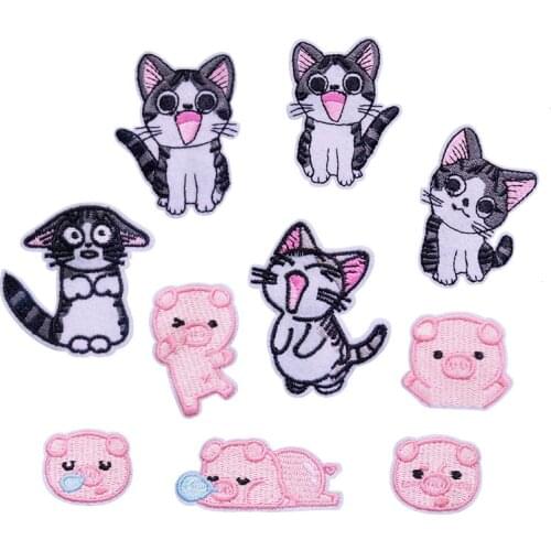 Customized Wholesale Embroidered Cloth Stickers Computer Embroidery Chapter Cartoon DIY Pinkpig Clothes Decorative Patch