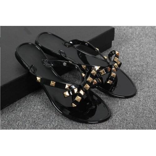 New 2021 Woman Summer Slippers Sandals Girls Rivets Big Bowknot Flip Flops Beach Sandalias Femininas Flat Jelly Designer Sandals
