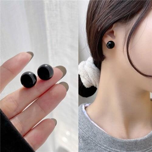Cute Simple Black Hemispheric Acrylic Resin Stud Earrings for Women Girls Korean Classic Ear Jewelry Gift 2021 Trend New Arrival