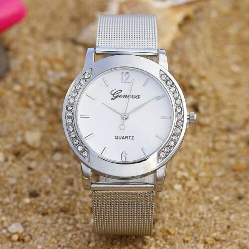 Women Diamond Watch Luxury Gold Popular Simple Dial Metal Ladies Bracelet Quartz Watches Clock Fashion Geneva Wristwatches 2020