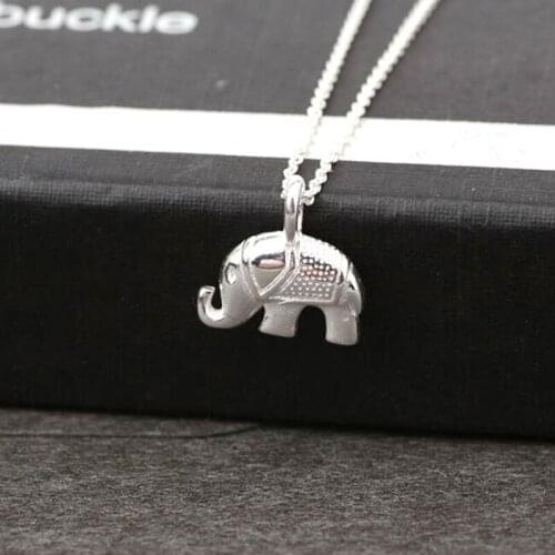 Korean Simple Female Elephant Pendant Necklace Creative Womens Clavicle Chain Jewelry Fashion Lady Party Accessories Girl Gifts
