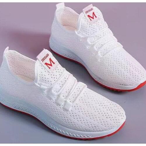 2021 New Old Beijing Cloth Shoes Womens Running Sports Shoes Net Red Light Casual Net Shoes Soft Soles Single Shoes
