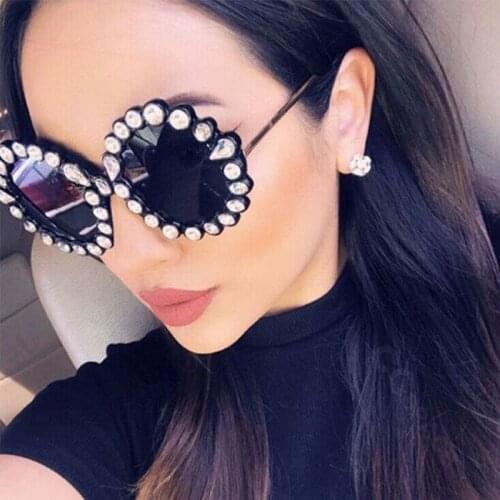 New Women Retro Fashion Designer round sunglasses Oversized luxury Crystal Eyewear Ladies Eye Sunglasses clear shade glasses