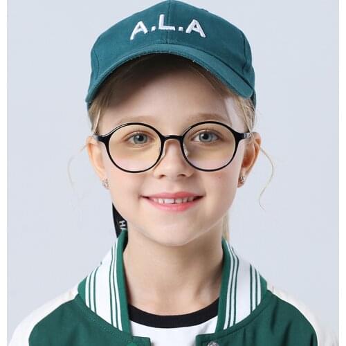 Boy And Girl Anti-Blue Glasses Round Frame Men and Women TR Child Protection Eye Glasses Myopia Glasses Computer Glasses HY-224