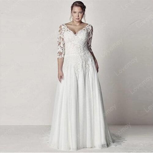 Plus Size Beach Wedding Dress With Long Sleeves Elegant Tulle V-neck Neckline A-Line Lace Appliques Button Boho Bridal Gowns