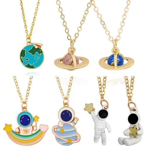 Astronauts Spaceman Planet Pendant Necklace Universe Planet Greed Earth Necklace Jewelry For Lovers Couple Choker Jewelry Gift