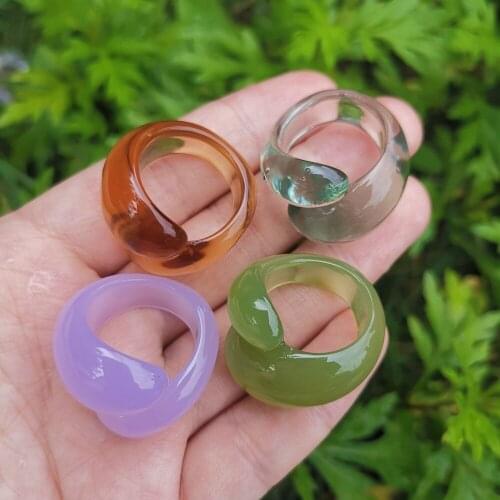 VG 6YM New Multicolour Transparent Resin Acrylic Geometric Round Rings Set for Women Jewelry Travel Gifts Wholesale 2021