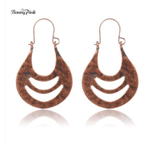 Banny Pink Vintage Copper Metal Smile Dangle Earrings For Women Ethnic Alloy Geo Pendant Drop Earrings Fashion Jewelry Pendiente