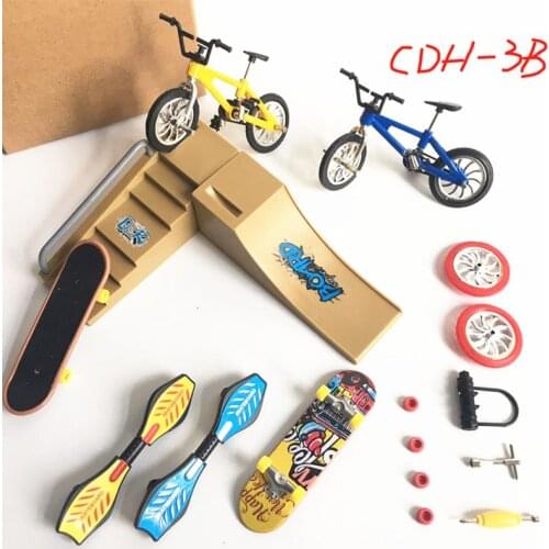 Mini Finger Toys Scooter Two Wheel Scooter Childrens Educational Toys Finger Scooter Bike Fingerboard Skateboard