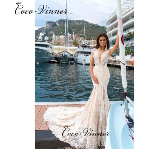 Embroidery V-neck Cap Sleeves Mermaid Wedding Dress Champagne Sexy Backless свадебное короткое платье Court Train W0588
