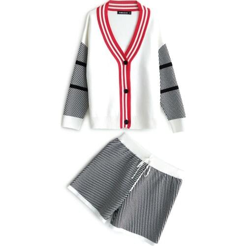 PERHAPS U Women Knitted Black White Long Sleeve Cardigan Short 2 Two Pieces Set Plaid T0400
